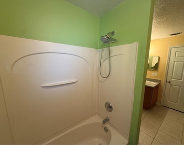 303 Sky Valley Street - Photo Thumbnail 9