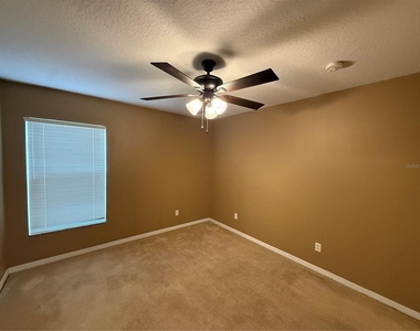 303 Sky Valley Street - Photo Thumbnail 11