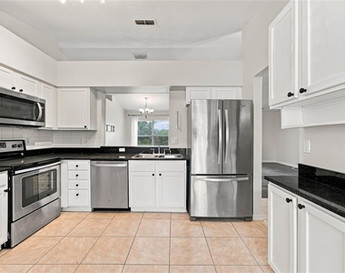 10617 Lake Ralph Drive - Photo Thumbnail 25