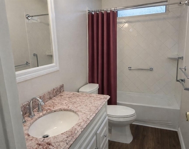 25308 Casa Del Lago Lane - Photo Thumbnail 17