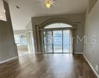142 Frontier Drive - Photo Thumbnail 6