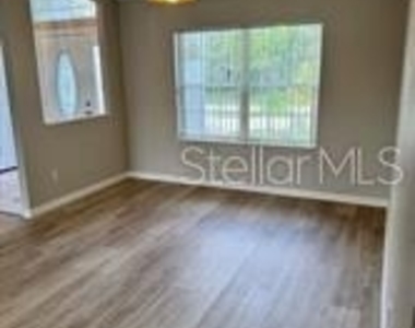 142 Frontier Drive - Photo Thumbnail 3