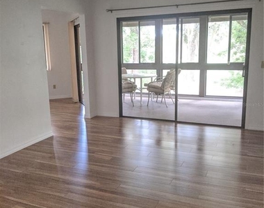 2 Greenbriar Court - Photo Thumbnail 14