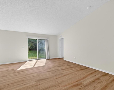 26 Felshire Lane - Photo Thumbnail 13