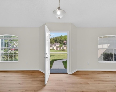 26 Felshire Lane - Photo Thumbnail 6