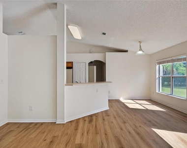26 Felshire Lane - Photo Thumbnail 16