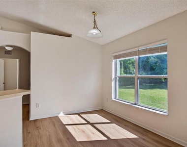 26 Felshire Lane - Photo Thumbnail 18