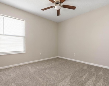 17 Louvet Lane - Photo Thumbnail 9