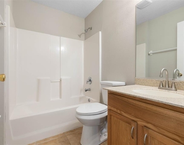 17 Louvet Lane - Photo Thumbnail 23