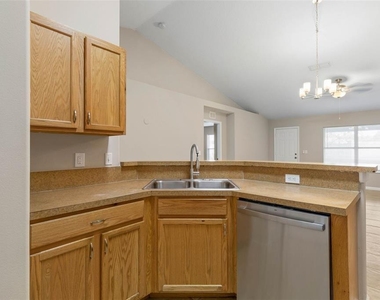 17 Louvet Lane - Photo Thumbnail 15