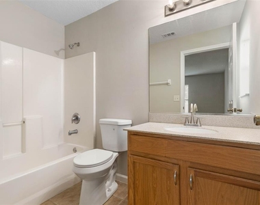 17 Louvet Lane - Photo Thumbnail 7
