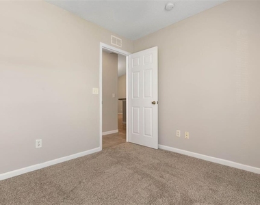 17 Louvet Lane - Photo Thumbnail 10