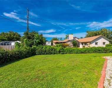 22191 New Rochelle Avenue - Photo Thumbnail 2