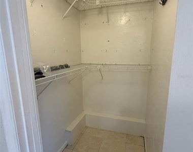 22180 Midway Boulevard - Photo Thumbnail 8