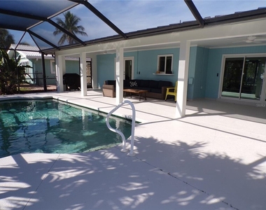 66 Ocean Drive - Photo Thumbnail 23