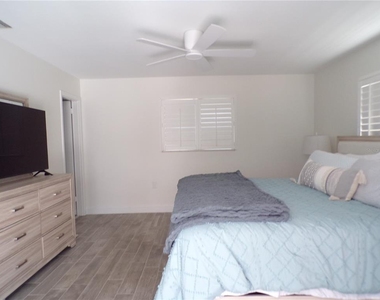 66 Ocean Drive - Photo Thumbnail 19