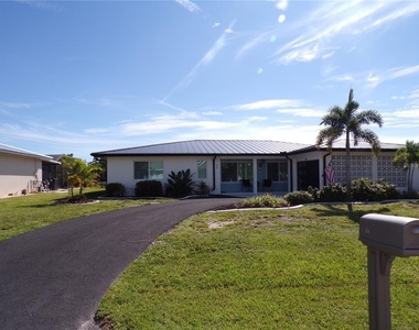 66 Ocean Drive - Photo Thumbnail 43