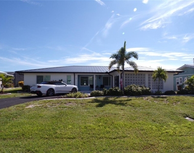66 Ocean Drive - Photo Thumbnail 42