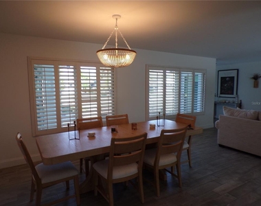 66 Ocean Drive - Photo Thumbnail 9