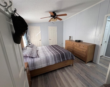 3308 Sunny Harbor Drive - Photo Thumbnail 9