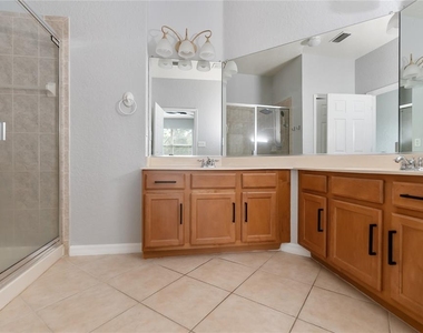 3769 Parkridge Circle - Photo Thumbnail 11