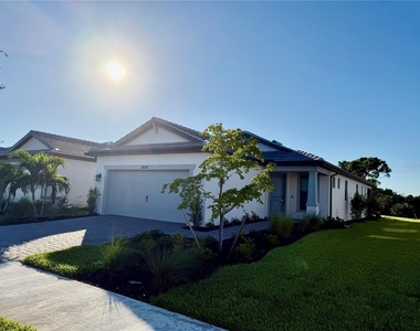 5834 Talon Preserve Drive - Photo Thumbnail 2