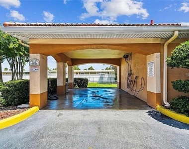 5000 Culbreath Key Way - Photo Thumbnail 8