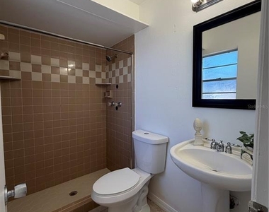 1926 11th Street W - Photo Thumbnail 9