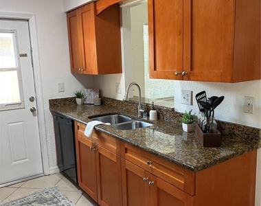 1926 11th Street W - Photo Thumbnail 2