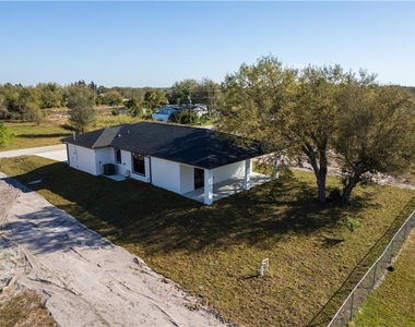 2813 50th Street Sw - Photo Thumbnail 23