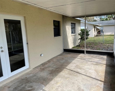 330 Beverly Road - Photo Thumbnail 10
