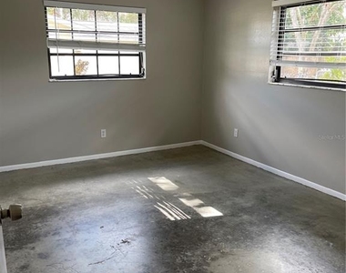 330 Beverly Road - Photo Thumbnail 8