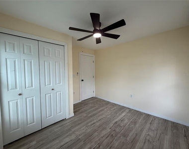5680 28th Street N - Photo Thumbnail 5