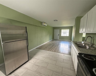 3408 E Dr Martin Luther King Jr Boulevard - Photo Thumbnail 5