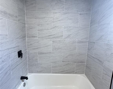 669 Avenue B Nw - Photo Thumbnail 8