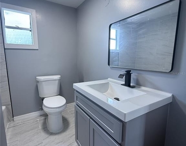 669 Avenue B Nw - Photo Thumbnail 7