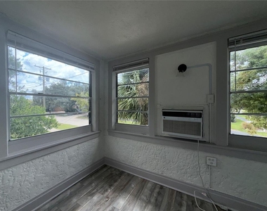 669 Avenue B Nw - Photo Thumbnail 10