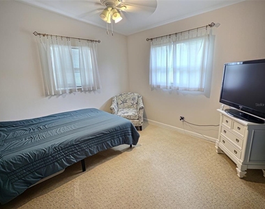 329 Glen Oak Road - Photo Thumbnail 10