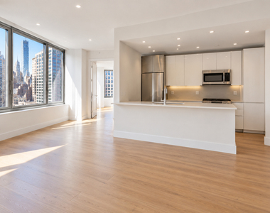 235 East 50th Street - Photo Thumbnail 5