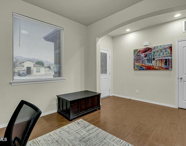 7657 Mundy Creek Drive - Photo Thumbnail 3