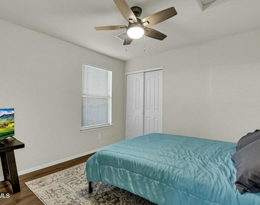 7657 Mundy Creek Drive - Photo Thumbnail 25