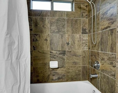 7657 Mundy Creek Drive - Photo Thumbnail 22