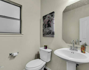 7657 Mundy Creek Drive - Photo Thumbnail 15