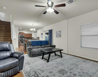 7657 Mundy Creek Drive - Photo Thumbnail 6