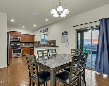 7657 Mundy Creek Drive - Photo Thumbnail 10