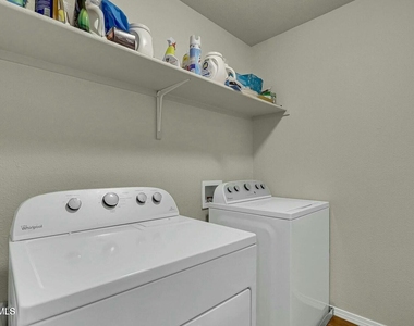 7657 Mundy Creek Drive - Photo Thumbnail 16