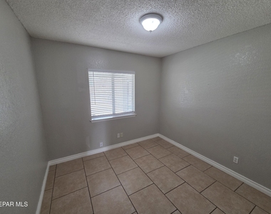 12345 Nancy Lee Avenue - Photo Thumbnail 24