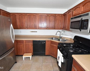 14345 Pacific Point Drive - Photo Thumbnail 5