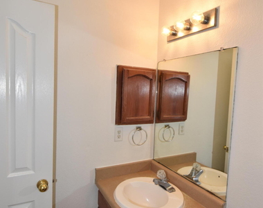 14345 Pacific Point Drive - Photo Thumbnail 7