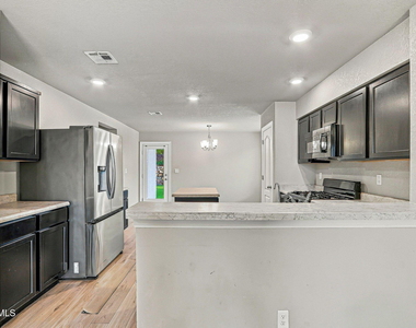14548 Faxon Yucca - Photo Thumbnail 7
